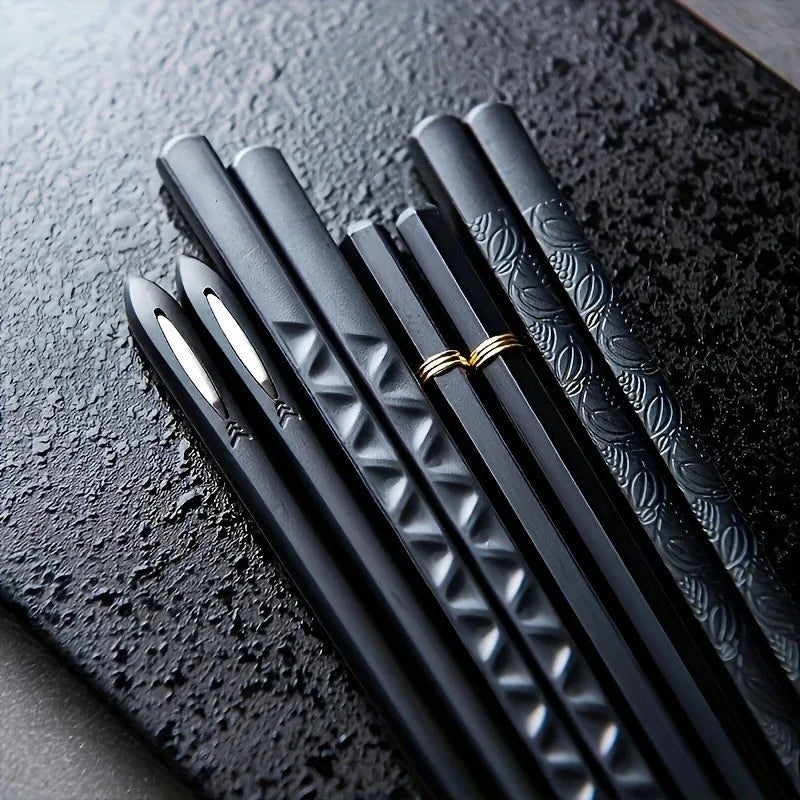 Home Kitchen Black Alloy Chopsticks 5-Piece Reusable Dining Tableware Set
