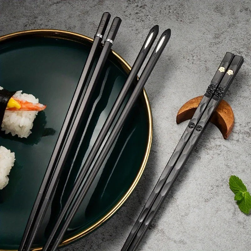 Home Kitchen Black Alloy Chopsticks 5-Piece Reusable Dining Tableware Set